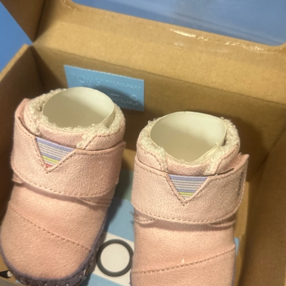 TOMS Cuna Pink Baby Walker Shoes Boots